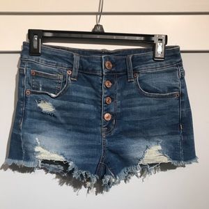 denim shorts!